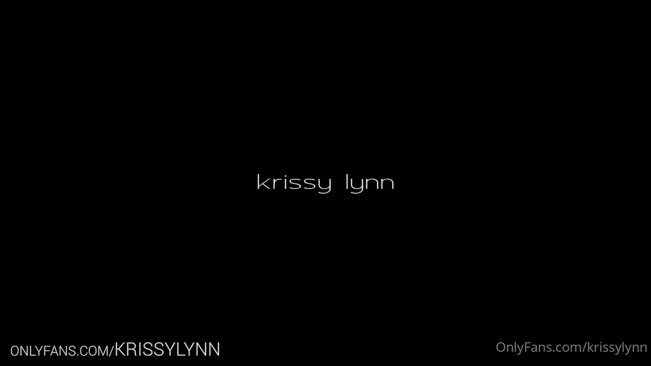 KrissyLynn And Kourtxoxo's Lesbian Moments