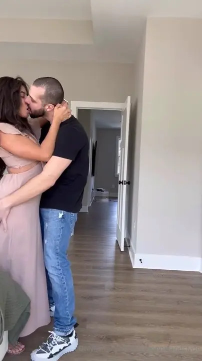 Whosbonnieandclyde Sucks And Fucks In Secret - ePornLeak