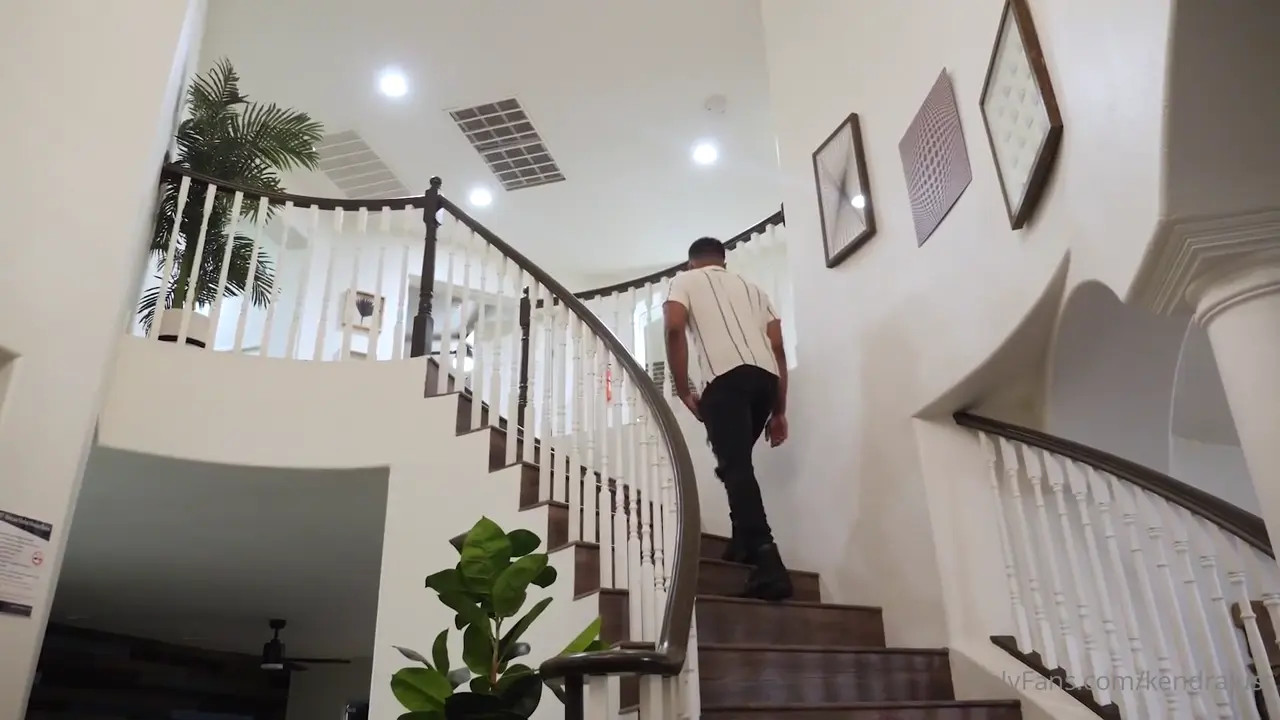 Troy Francisco’s BBC Stretches Kendra Lust