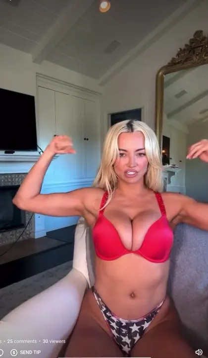 Lindsey Pelas Exposes Tits In Livestream
