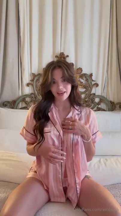 Emily Black Rides A Dildo After JOI - ePornLeak