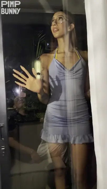 Lin Li Knocks On Her Neighbor's Door To Play