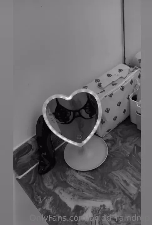 Acidhime Hot Body Tease In Her Mirror - ePornLeak