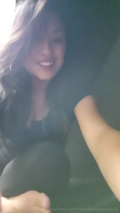 Nataliamarquez Rubs Her Pussy Under The table - ePornLeak