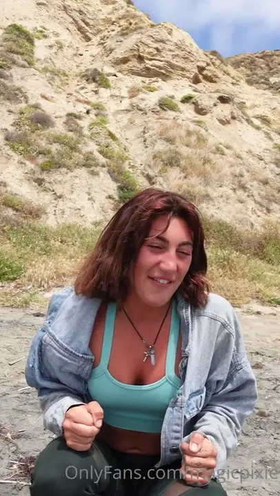 Magicpixie Stripping Down Under The Sun - ePornLeak