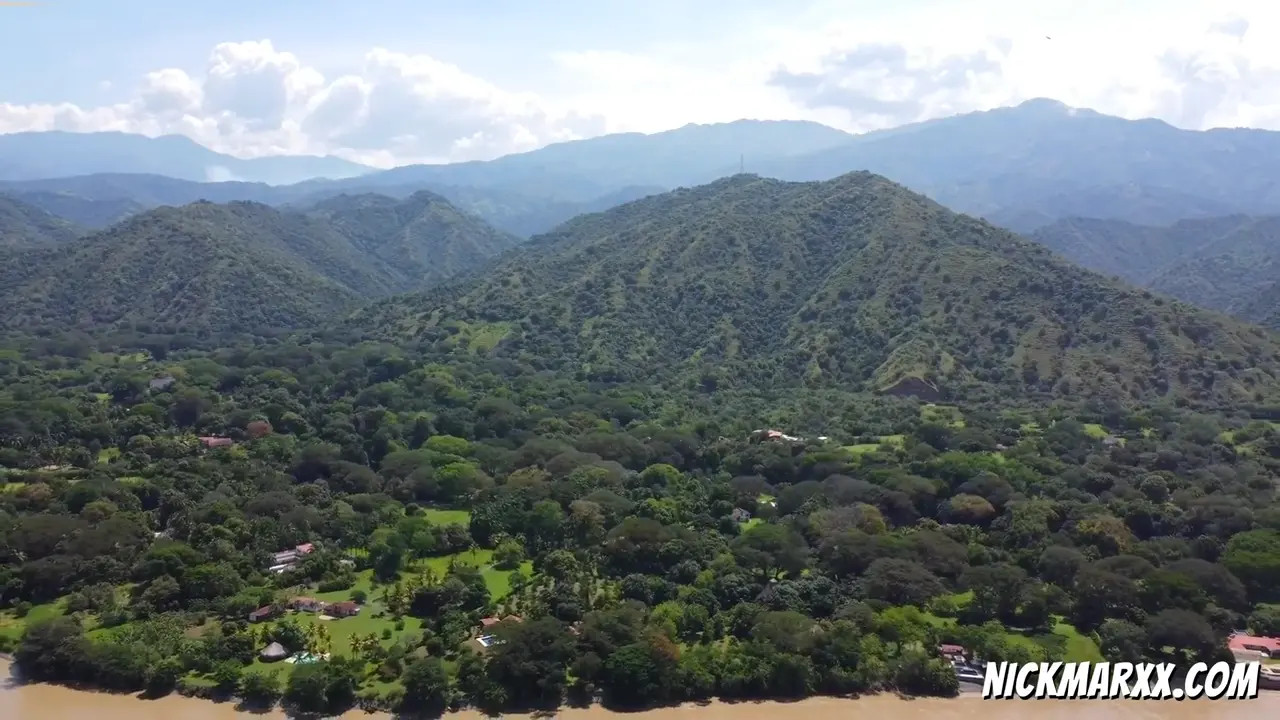 Shakibeach Sucks And Fucks Outdoors