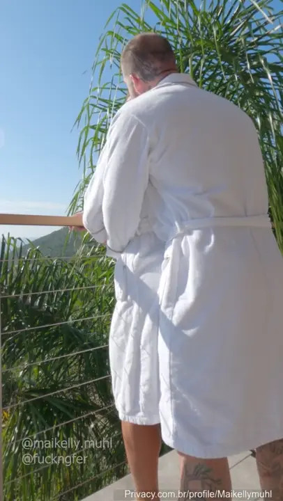 MaiferSexCouple’s Outdoor Sensual Sex Tape