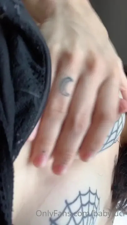 Babyluci Grabs Her Tits In The Car