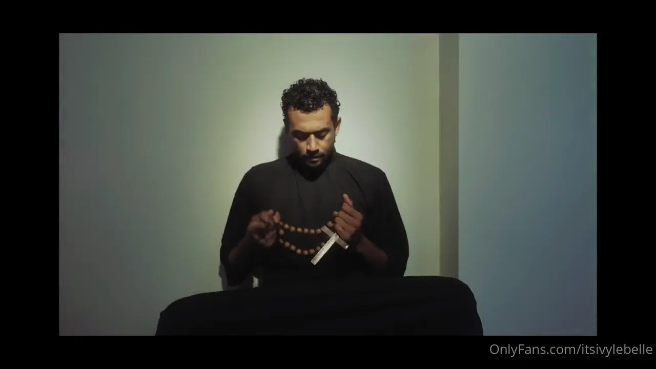 Lena Paul And Ivy Lebelle Share A Cock