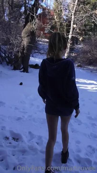 Madiruvee Rides Her Man’s Cock