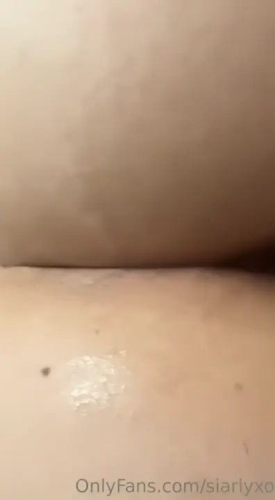 SiarlyXO Gets Her Ass Fucked After Fingering
