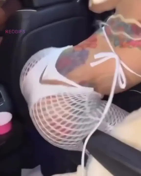 Cardi B Gets Naughty In A Car Ride - ePornLeak