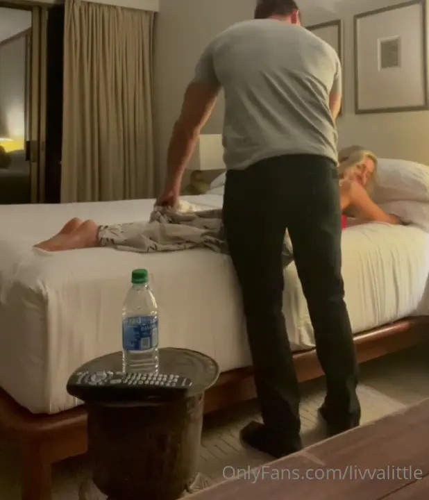 Livvalittle Gets Banged By A Masseur - ePornLeak