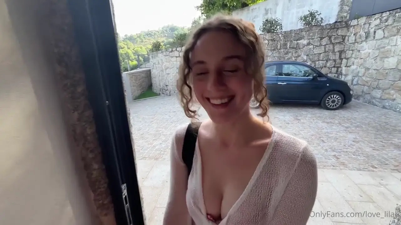 Poolside Sex With Homeowner And Love Lilah