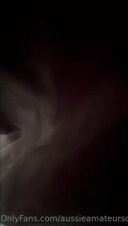 Ella Alexandra Gets Drilled On The Bed - ePornLeak