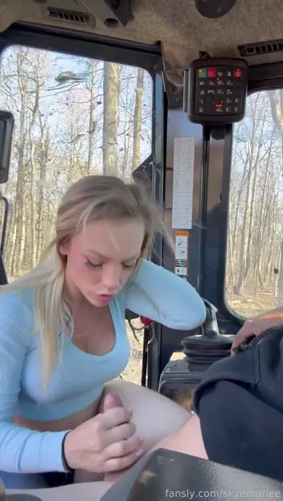 Skyemarie Gets Creampied In The Tractor