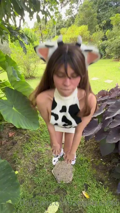 Cow AleGarces666 Gets Banged And Jizzed