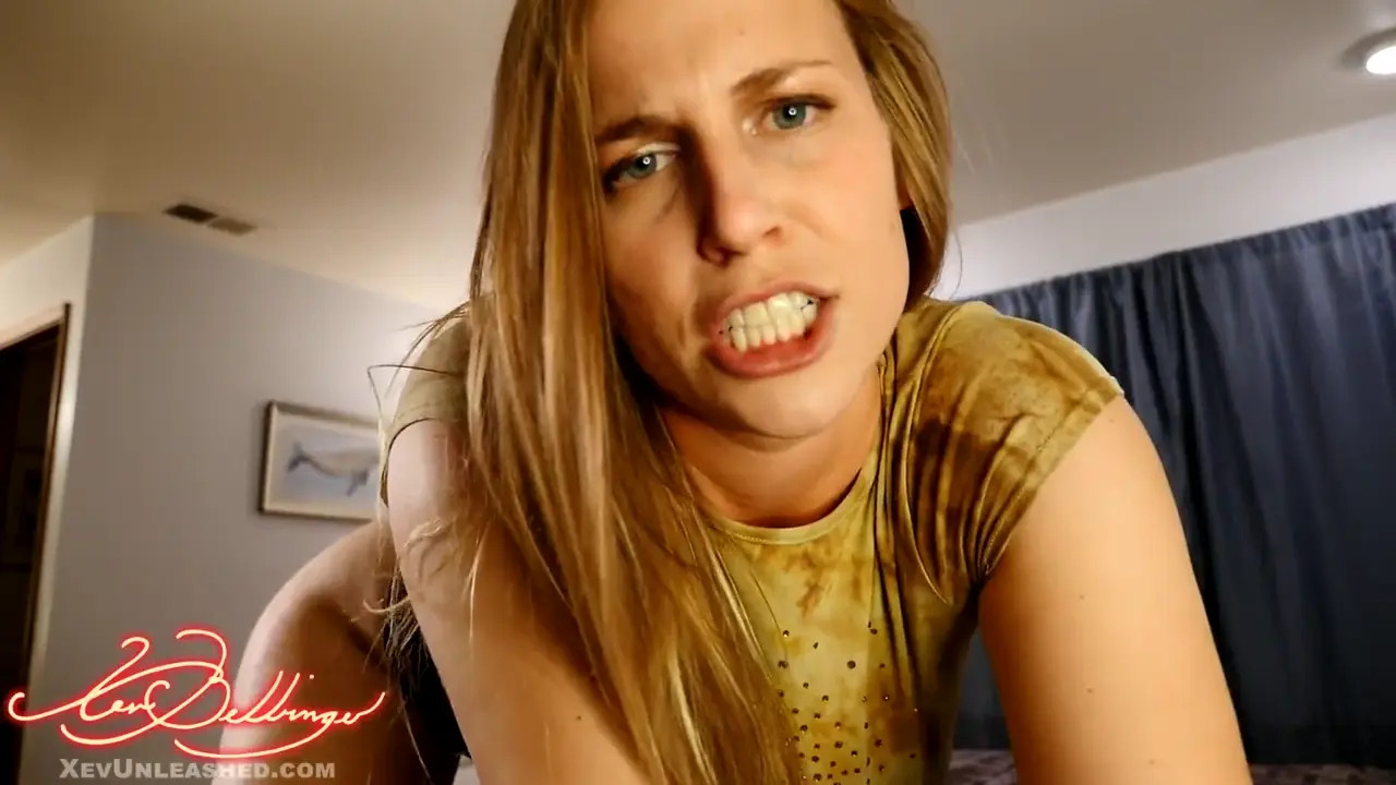 Xev Bellringer Seduces And Sucks A Dick - ePornLeak