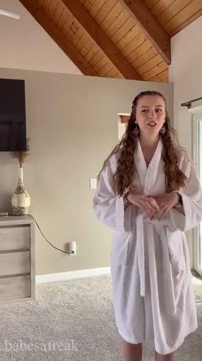Babesafreak Makes Him Cum Inside Her