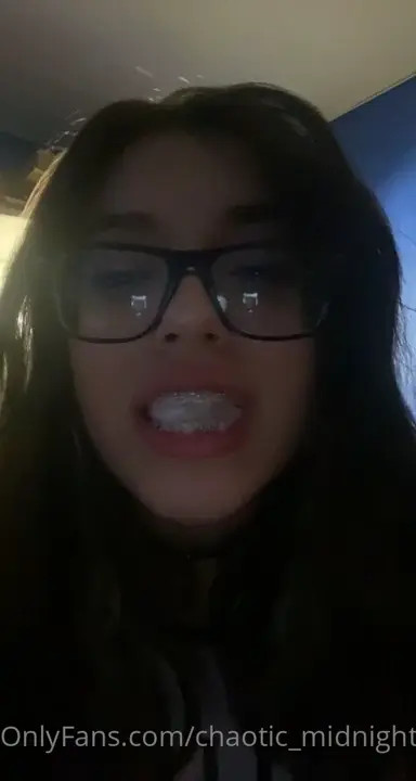 Chaotic_Midnight Drips Into Erotic Spit Play