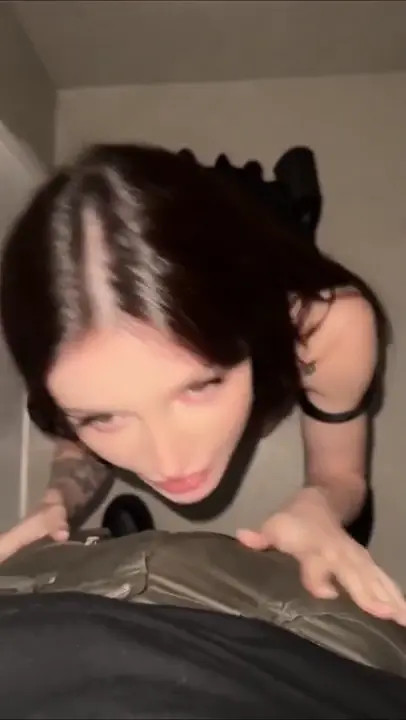 Dainty Wilder Blows And Gets Railed In The CR