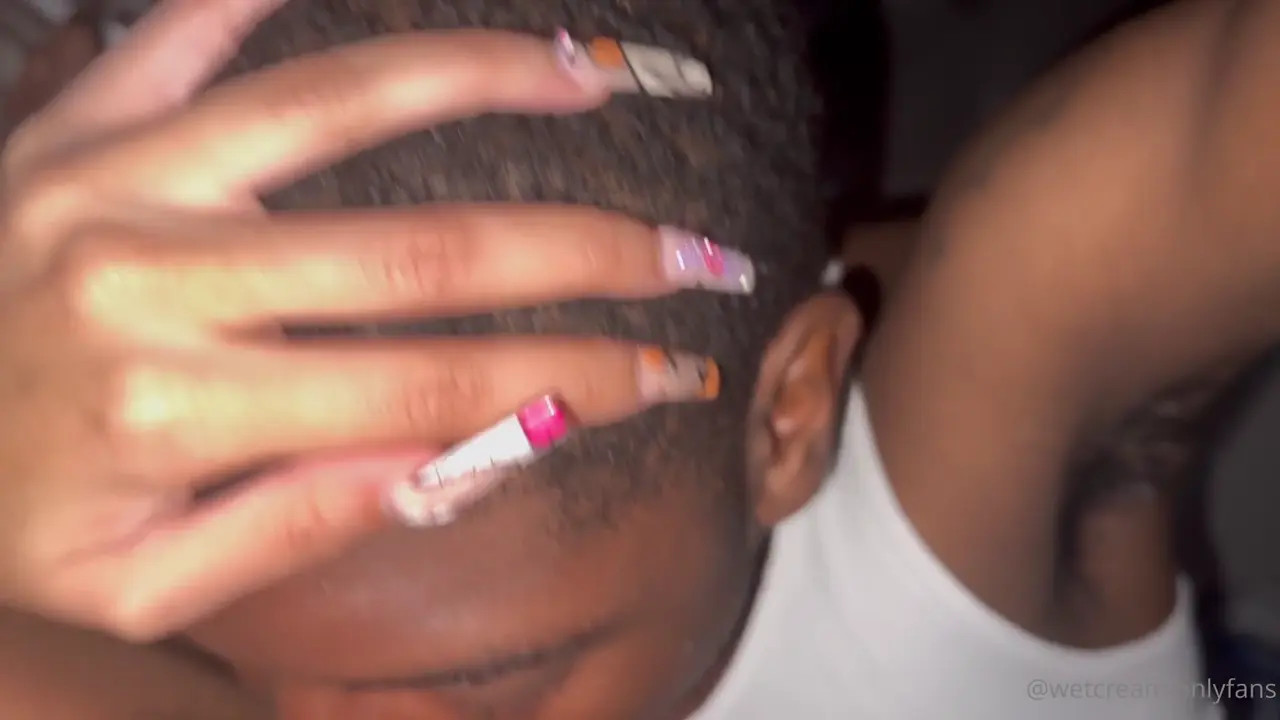 Wetcream Gets Her Juicy Cunt Eaten - ePornLeak