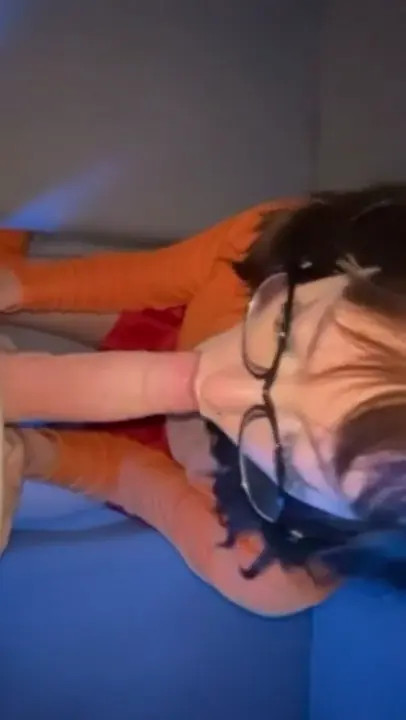 Alexandra Marianna In Velma Cosplay Sex Tape