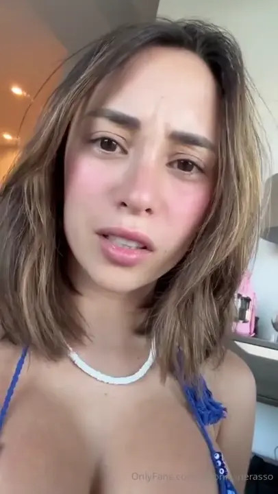 Veronica Perasso Masturbates In Blue Bikini