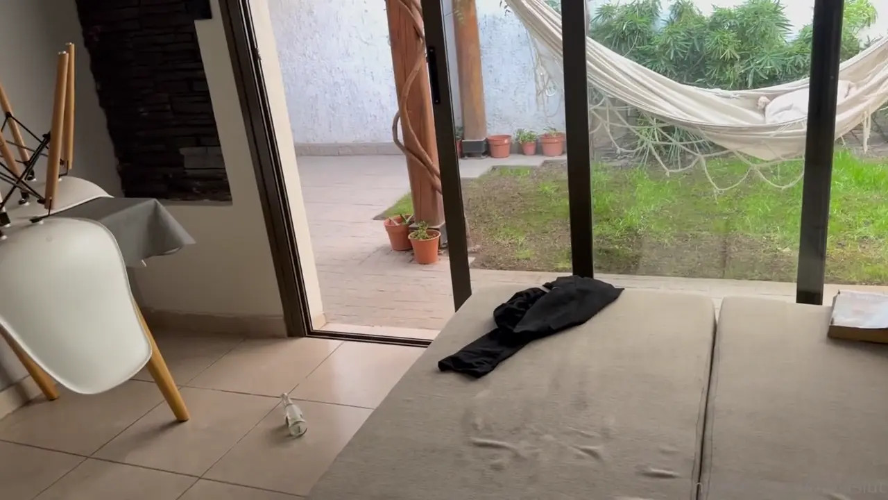 MewSlut Gets Taken From Behind - ePornLeak