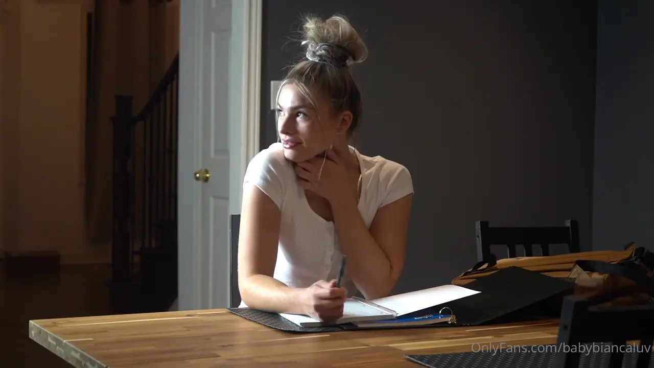 BBC Rams BabyBiancaLuv During Study Break - ePornLeak