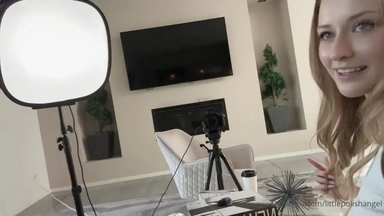 Lena Polanski Gets Screwed On The Table - ePornLeak