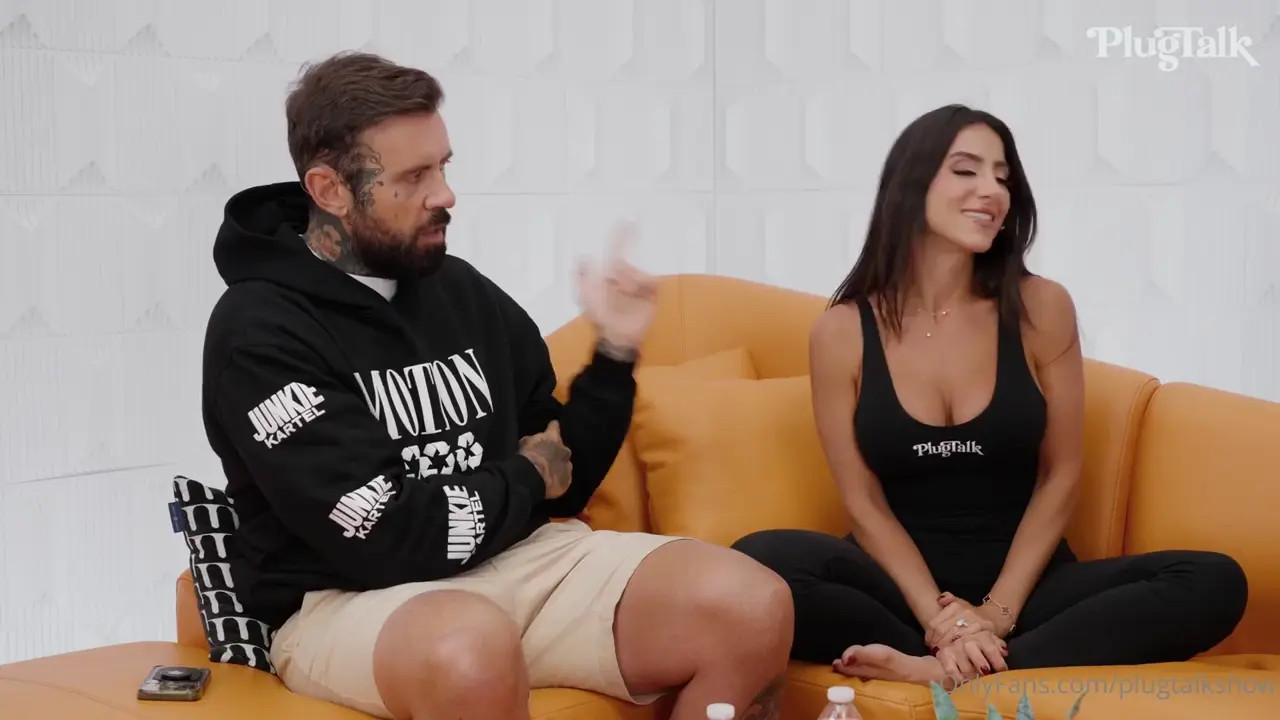 Lena The Plug & Chloeamour Take Turns On Adam22's Cock
