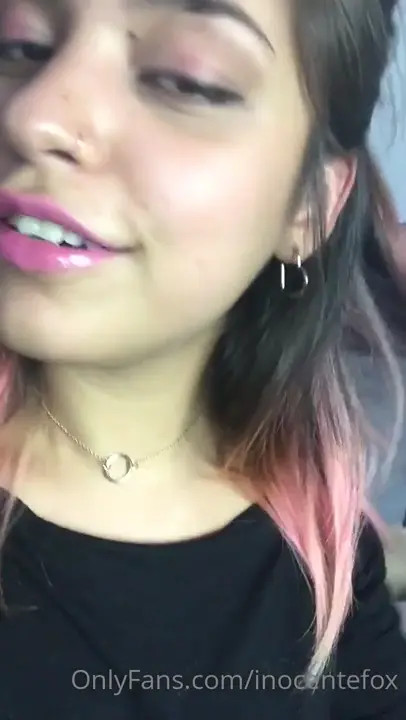 Inocente Fox Strips And Spreads Her Ass