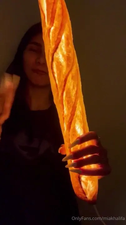 Mia Khalifa Seduces In Her Nighttime Routine