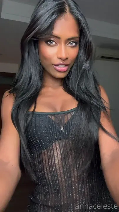 Anna Celeste Strips & Masturbates