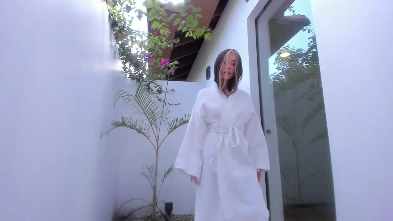 Anna Arilaviee Strips And Rides A Dildo