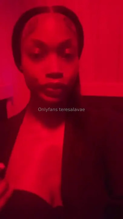 Teresa Lavae Under A Red Light