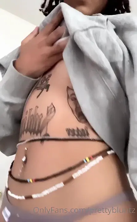 Therealbritain Flaunts Her Tattooed Body - ePornLeak