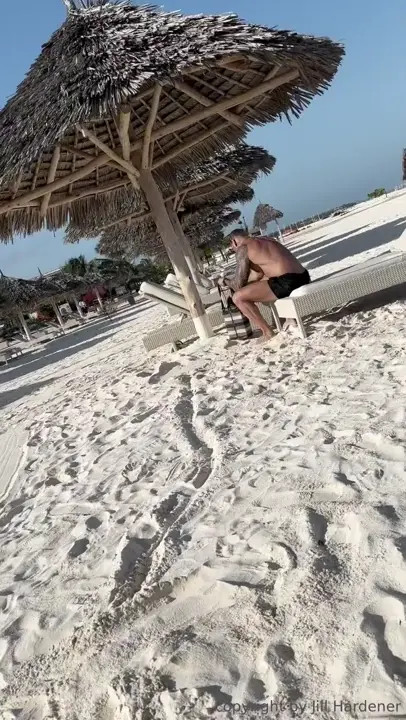 Beach Sextape Featuring Jill Hardener