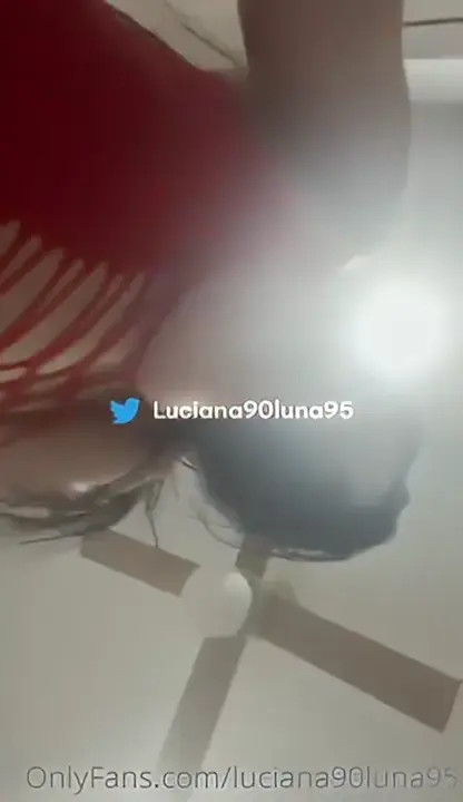 Luciana90luna Gives The Camera An Ass Shake