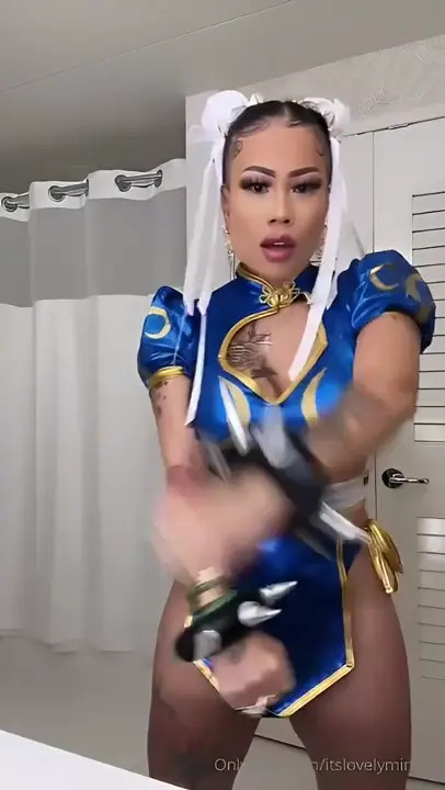 Itslovelymimi27 Cosplays As Chun Li