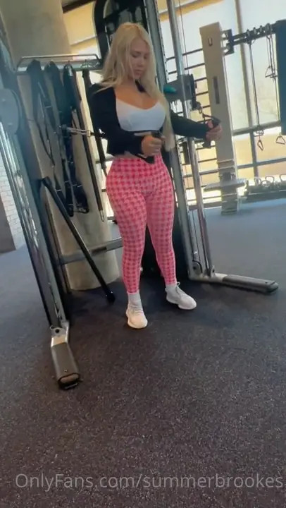 Summer Brookes Needs Post Workout Sex - ePornLeak