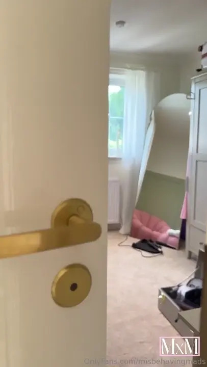 MisbehavingMads Gets Caught Masturbating - ePornLeak