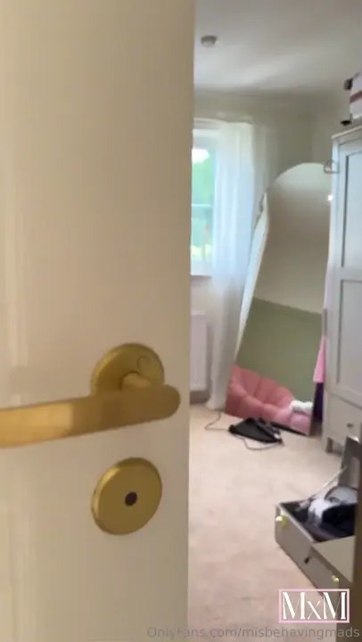 MisbehavingMads Masturbates In Bikini