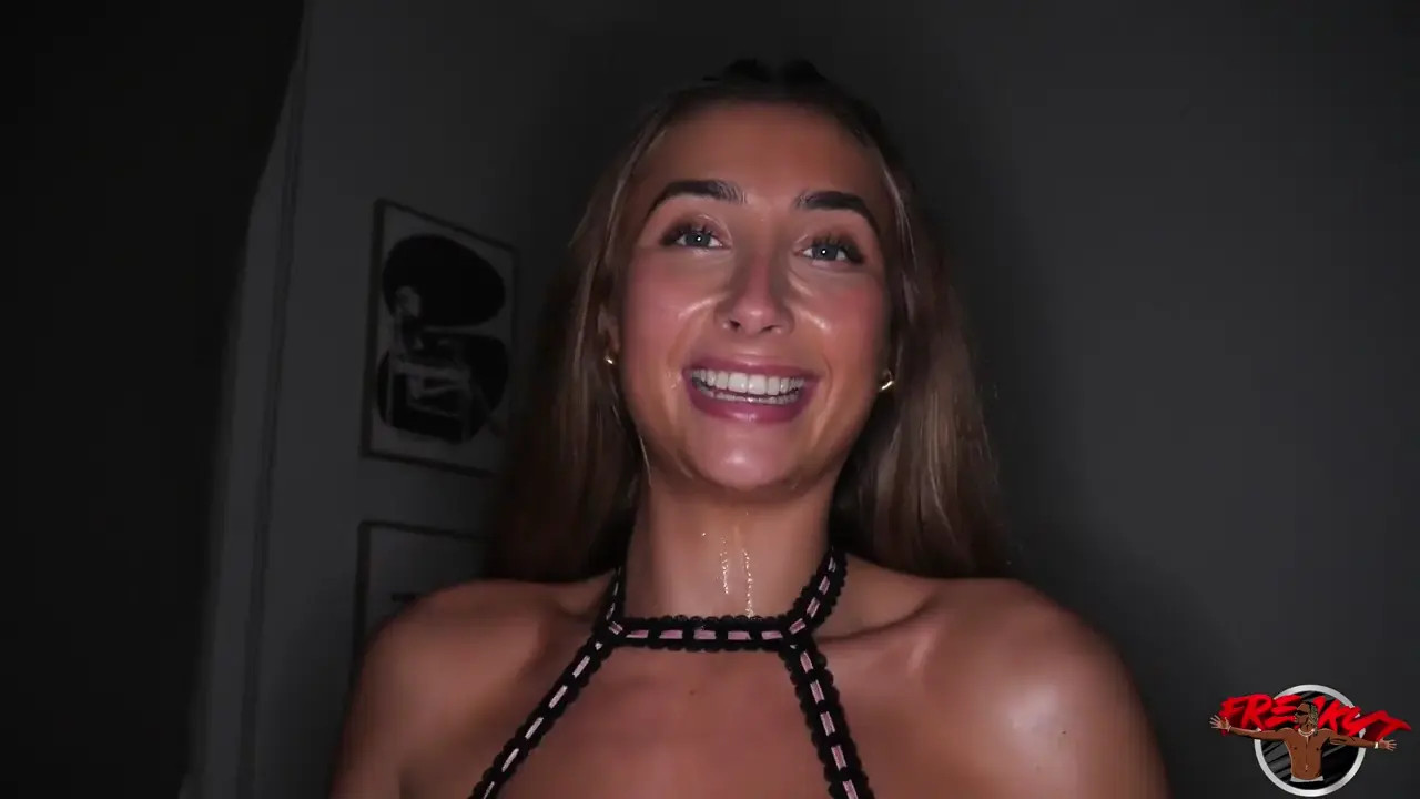 Lillian Phillips Gets Wrecked By Freaky T's BBC - ePornLeak