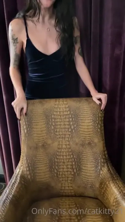 CatKitty21 Rides A Cock In A Hotel Sex Tape