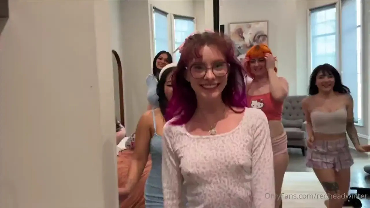 RedHeadWinter Group Orgy Porn VS Bunny Man