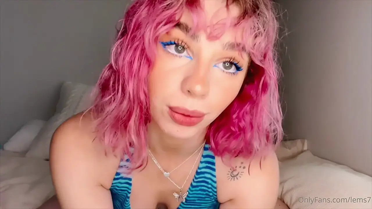 Lems7 Spreads Her Legs For Dildo Play - ePornLeak