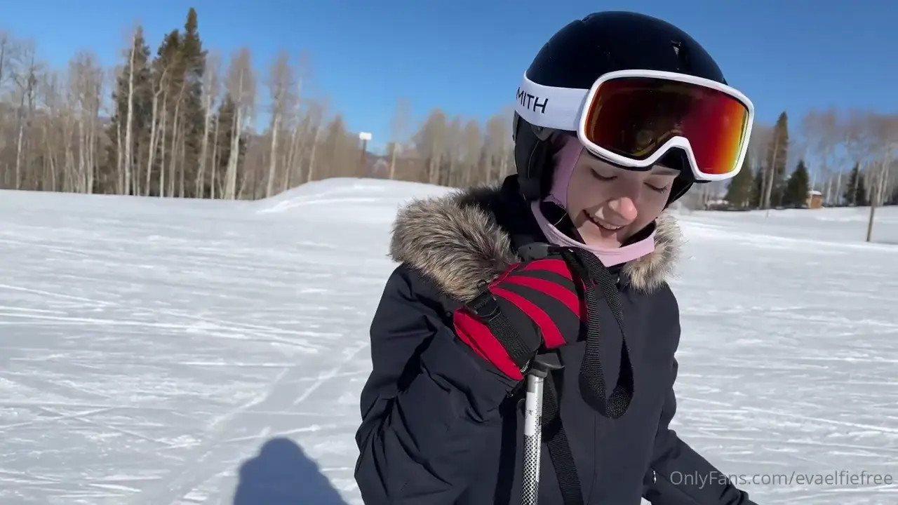 Eva Elfie Gets Cock Plowed In A Ski Resort