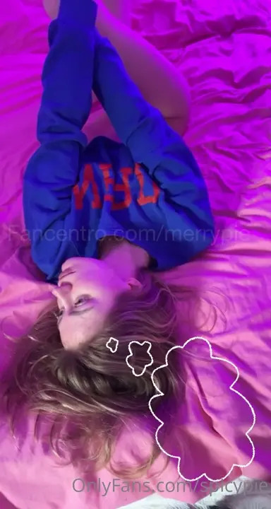 SpicyPie's Double Vibrator Pussy Play